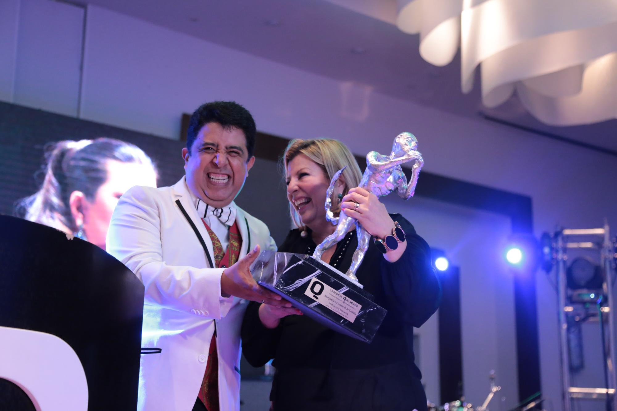 Carlos Eduardo Rico y Margarita La Diosa de la Cumbia