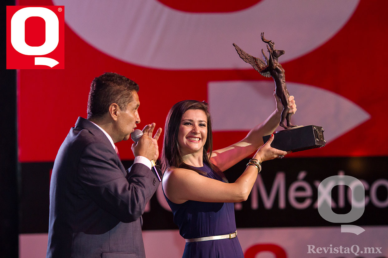 Darina Márquez recibió su premio Q en su edición 10