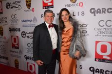 El procurador federal del  consumidor Ricardo Sheffield y Renata Arevalo de Sheffield